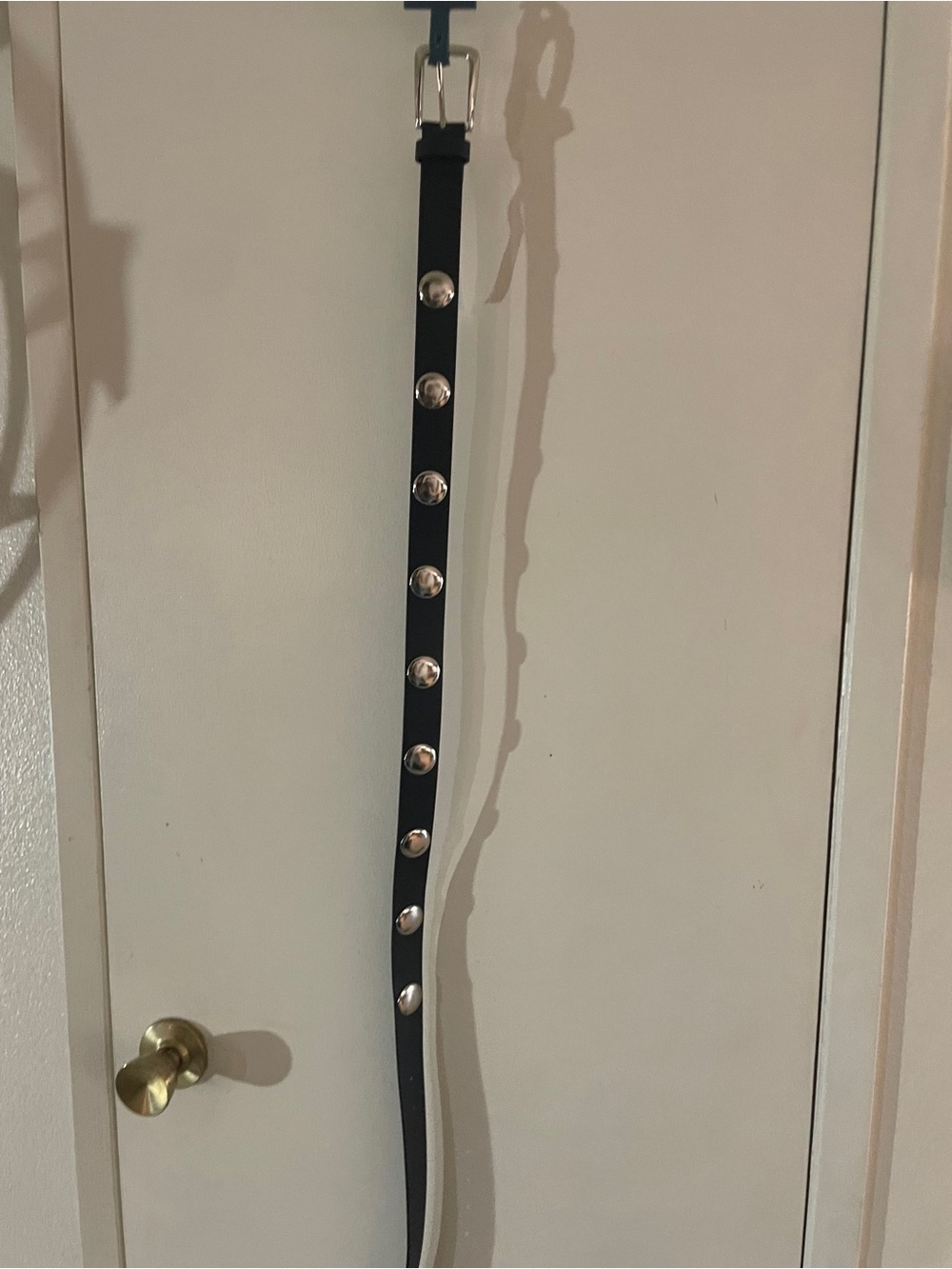 NWT Universal Thread Black Studded Skinny Belt Medium Silver Hardware - Picture 4 of 11